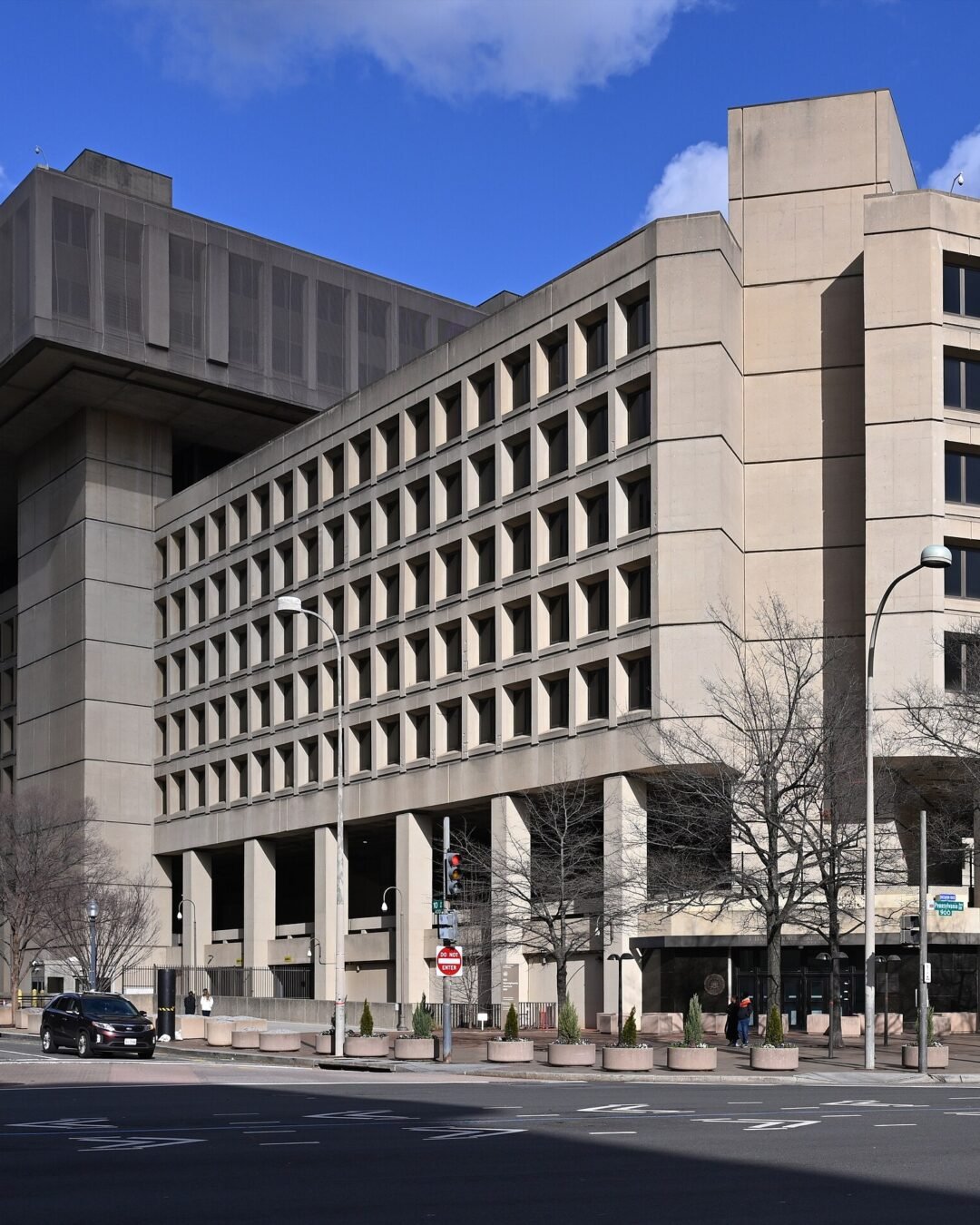 ACUSAN A DOS EXFUNCIONARIOS DEL FBI DE MENTIR AL CONGRESO SOBRE LA LAPTOP DE HUNTER BIDEN